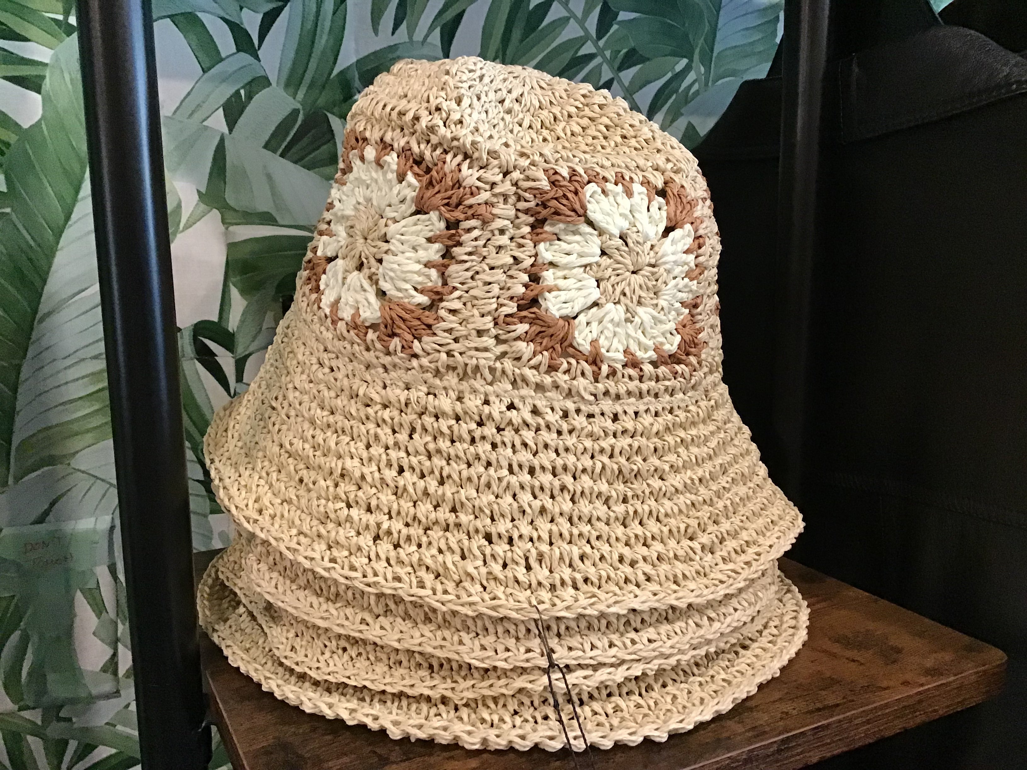 Flower crochet paper Packable hat